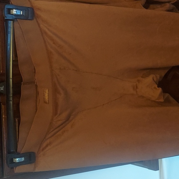 SKIMS velour suite in carmel, size 2X - Picture 4 of 7